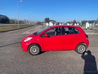 TOYOTA YARIS 1,3 benzín
