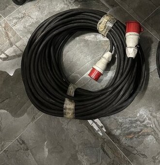 Predám tento kábel na 380