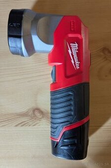 MILWAUKEE M12 Univerzálna ohybná lampa+2ah batéria