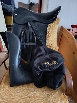 Drezúrne Bezkostrové sedlo