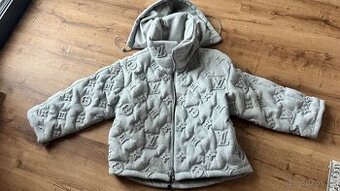 LV zimna luxusna bunda