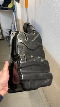 Olejova vana prevodovky Mercedes