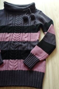 Rolákový fialový predĺžený pulóver zn. SAPS, v.S/M/L