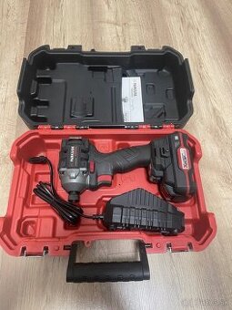 Parkside performance razovy utahovak