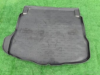 Rohož do kufra - vanička do kufra CRV III