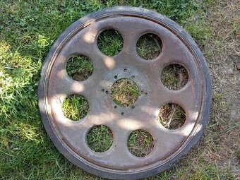 Predám kolesá na vojenskú techniku, OT 810 alebo sdkfz 251..