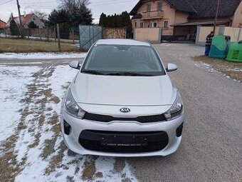 Predám Kia Rio, 1.2 benzín,63kw,motor 4valec bez turba,rok v