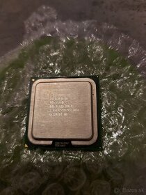 Procesor Intel Pentium 2 - 1