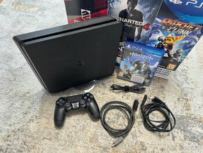 PlayStation 4 Slim 2TB - 1