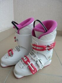 lyžiarske dievčenské topánky - lyžiarky č. 245 ako nové