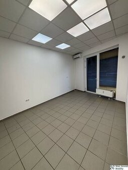 Prenájom obchodného priestoru 28m2, centrum Senec