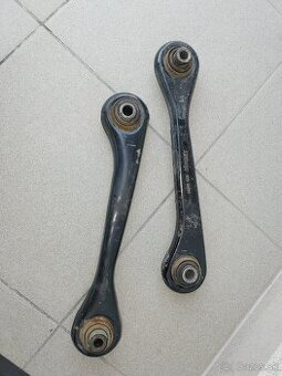 Tyce riadenia vzadu Octavia 2