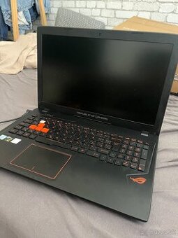 Herny Notebook (nefunkčný)