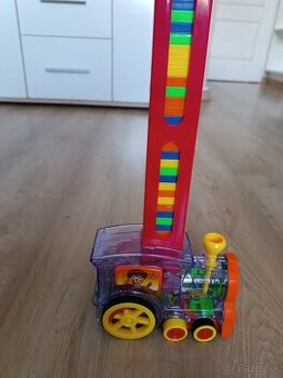 Lokomotíva - domino 80ks