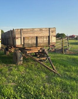 vlečka za traktor