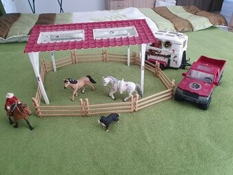 Schleich pristresok, auto, koniky