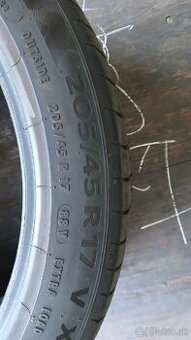 Predam 205-45-17 letne