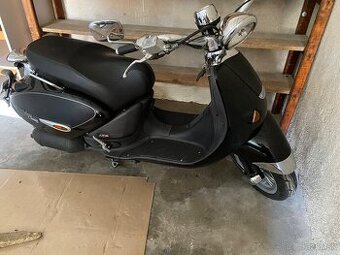 Predám skúter aprilia habana custom 125 retro
