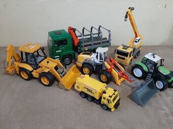 Autá bagre a žeriavy.