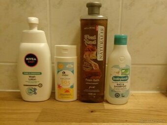 Detská kozmetika, pena do kúpeľa, opaľovací krém. - 1