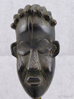 Autentická Bassa obradná maska (Liberia / Côte d’Ivoire)