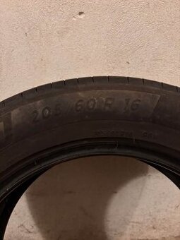 Michelin 205/60 R16 – 4 ks, dezén 5 mm