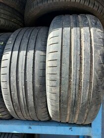 Predam letne pneu 2x 235/45R18 Dunlop