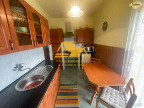 Exkluzívne Predám 3 izbový byt s balkónom v obci Podhájska