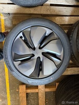 kolesa Tesla model Y Crossflow 19 +pneu