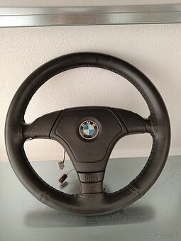 E36 volant