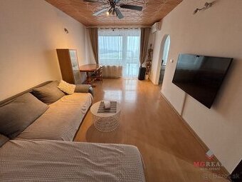 4 izbový byt s 2 balkónmi Prašice