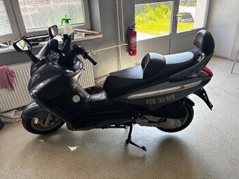 Maxiskúter SYM GTS 125