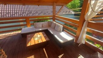 Sedenie z umelého ratanu