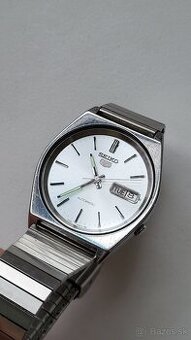 Predám vintage Seiko 5 automatic ,cal.7009,49e
