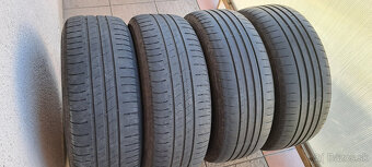 Letné + Zimné pneu na diskoch 205/60/R16 + puklice