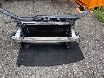 Predám stenu chladičov komplet Audi A5 2013 3,0d automat