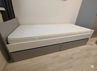 Predám postel s matracom