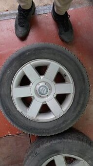 Elektrony Suzuki R16