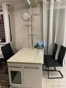 Kuchynsky stôl + stoličky