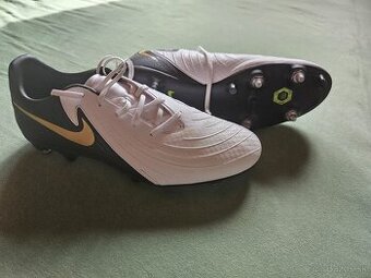 Kopačky Nike Phantom GX II Academy FG/MG veľ. 44
