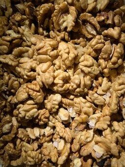 Vlašské orechy - lúpané