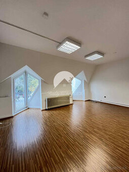 Reality KOMPLEX s.r.o., Vám ponúka na prenájom nebytový prie - 1