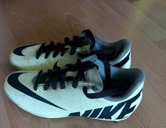 Kopačky Nike Mercurial veľ.EU36 /230 mm/