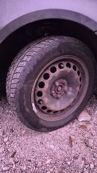 5x112 r16 205/55 zimne 5mm - 1