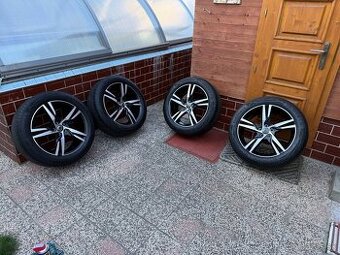 Volvo XC40 R19 235/50 Letné