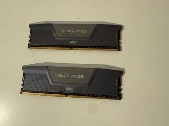 Corsair 64 GB KIT DDR5 6000 MHz CL30 Vengeance RGB