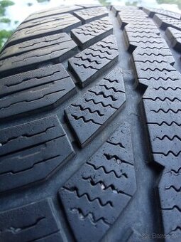 215/65 r17  zimné pneu.5,5 mm