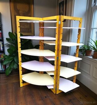 Jedinečný modulárny policový systém