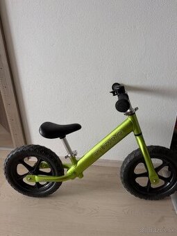 Predám MAYBACH medzi odrážadlami Cruzee v limetkovej metaliz