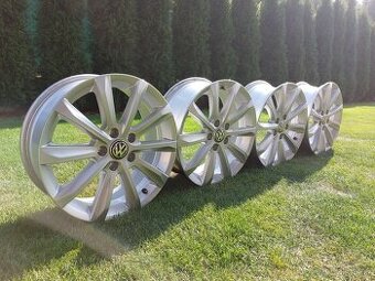 R17 Origo - VW Passat B8